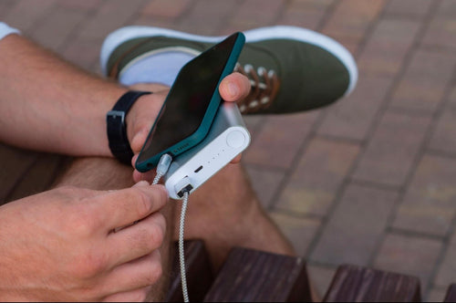 MagCharge™ Magnetic Power Bank (Fast Wireless Charging)